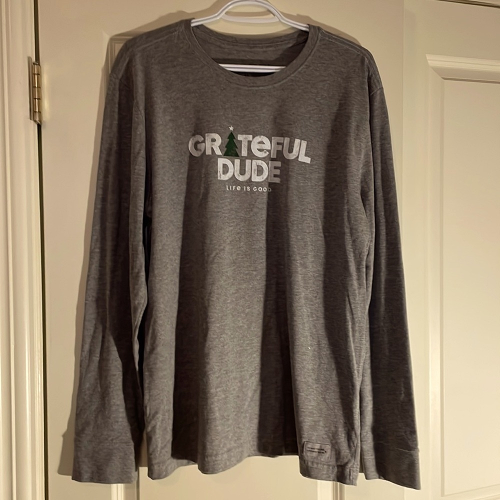 Life is Good (brand) Gray Men’s Medium long sleeve